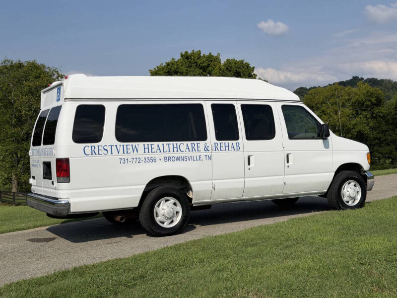2003 Ford E-Series E-350 SD XLT