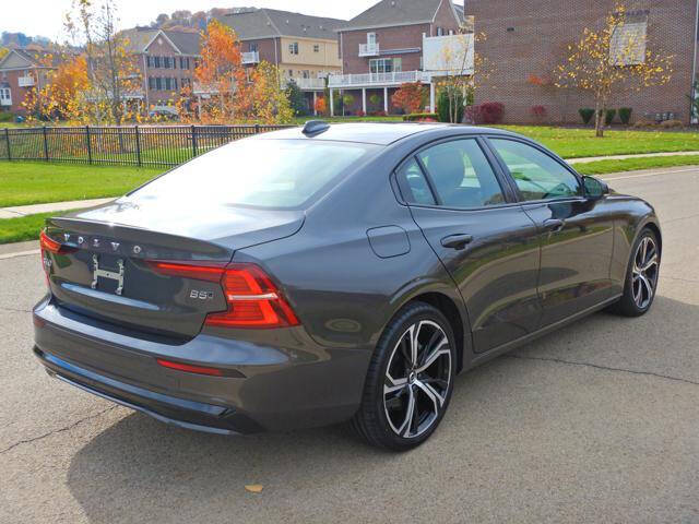 2025 Volvo S60 B5 Core