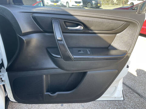 2015 GMC Acadia SLE-2