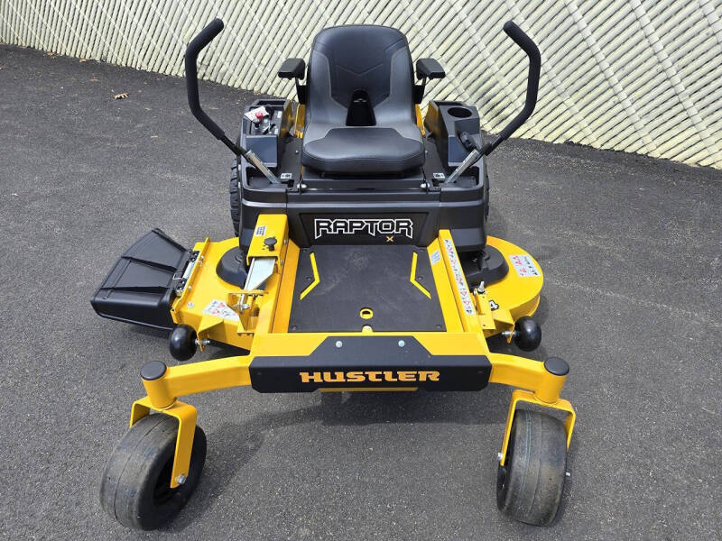 2025 Hustler RAPTOR X 54"