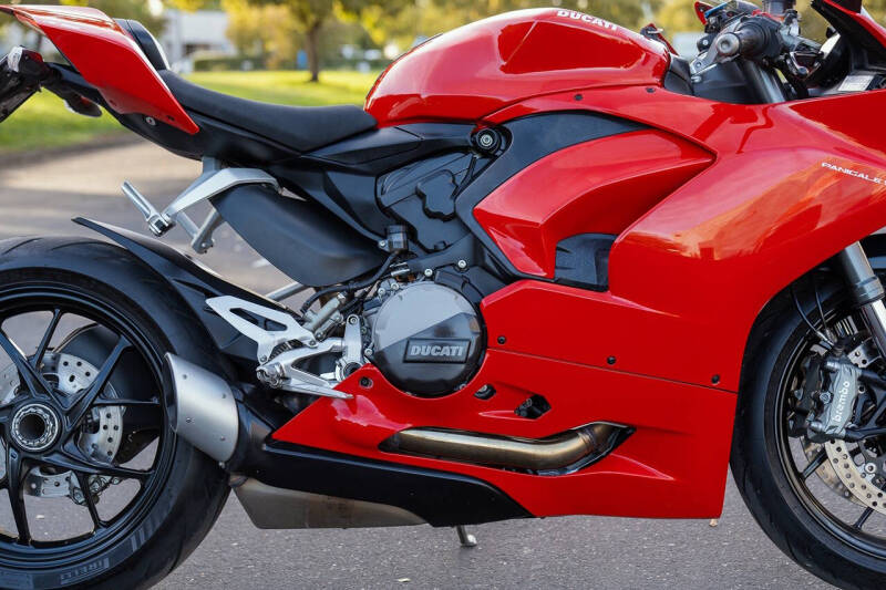 2020 Ducati V2 Superquadro Final Edition