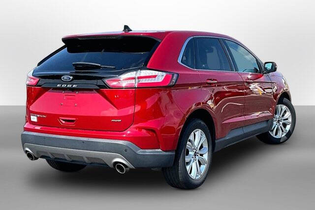 2021 Ford Edge Titanium