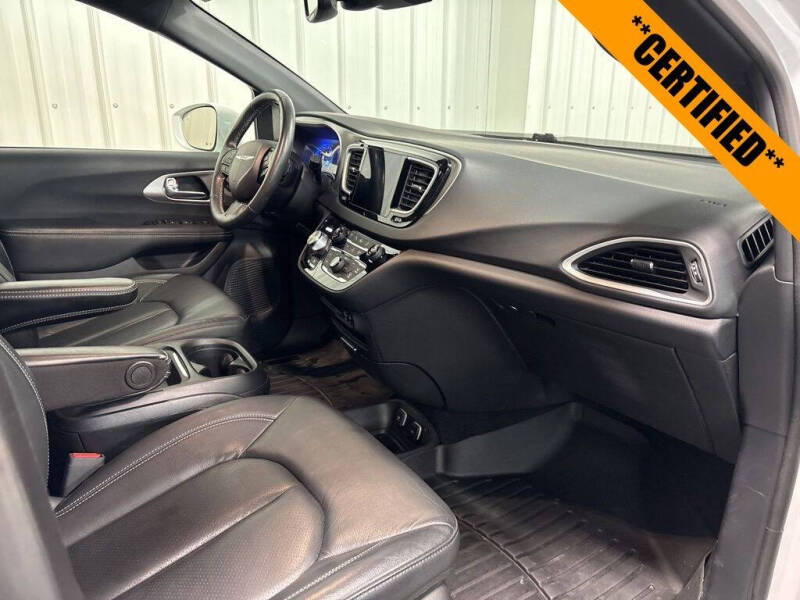 2020 Chrysler Pacifica Launch Edition