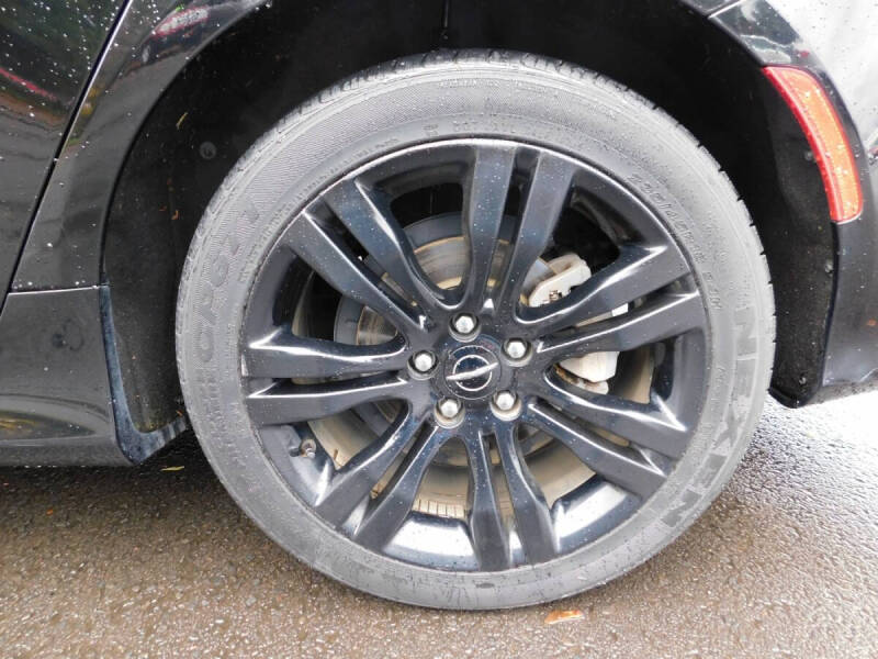 2017 Chrysler 200 Touring