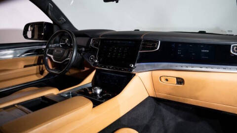 2022 Jeep Grand Wagoneer Series III