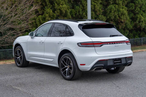 2025 Porsche Macan