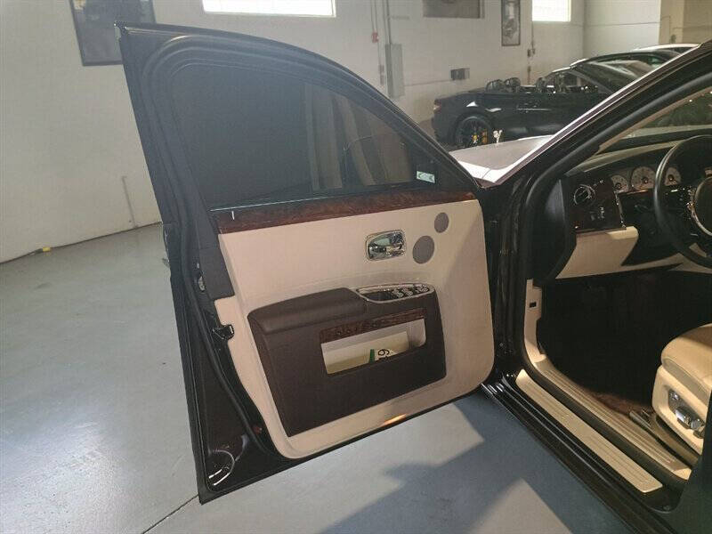 2013 Rolls-Royce Ghost 30