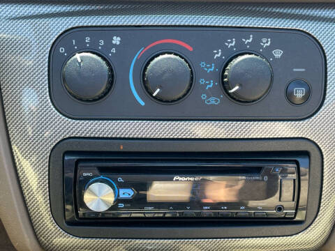 2004 Chrysler Sebring LXi