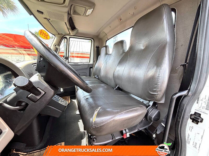 2019 International DuraStar 4300