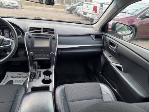 2016 Toyota Camry LE