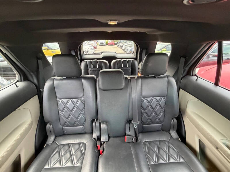 2014 Ford Explorer