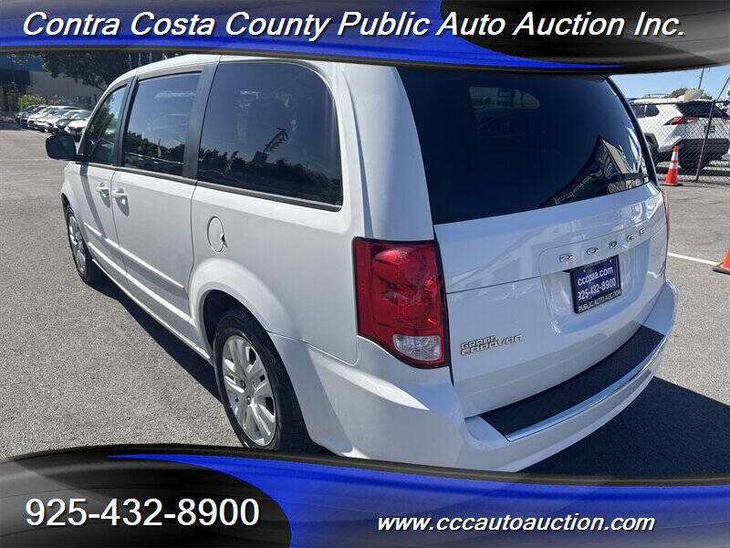 2017 Dodge Grand Caravan SE