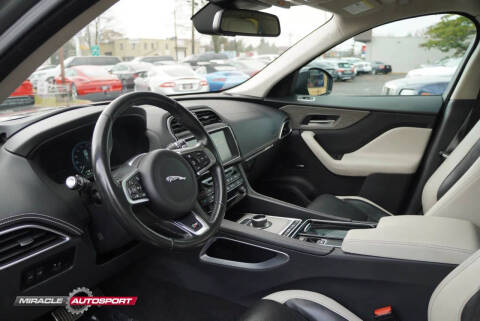 2018 Jaguar F-PACE S