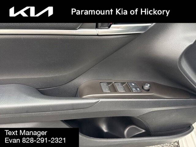 2021 Toyota Camry SE Nightshade