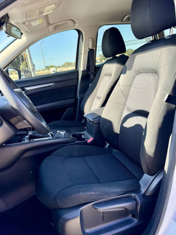 2017 Mazda CX-5 Sport