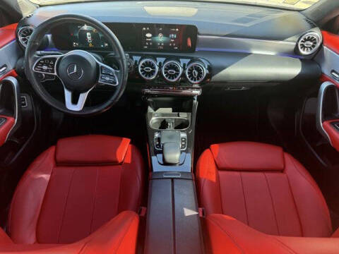 2019 Mercedes-Benz A-Class A 220