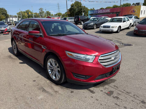 2013 Ford Taurus SEL