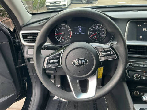 2020 Kia Optima LX