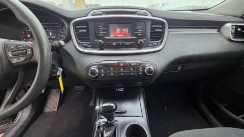 2016 Kia Sorento LX V6