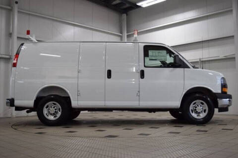 2025 Chevrolet Express 2500