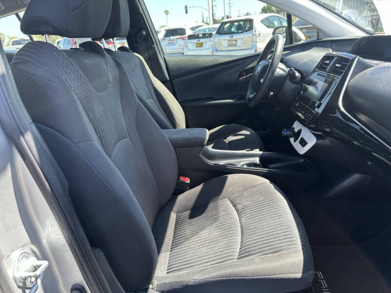 2016 Toyota Prius Two