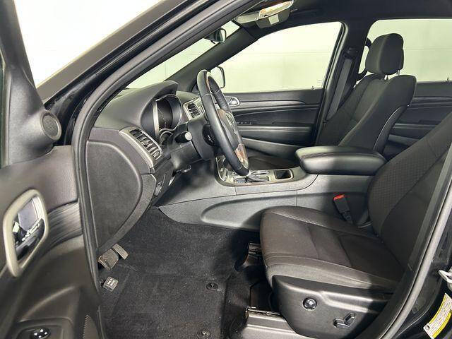 2019 Jeep Grand Cherokee Laredo E