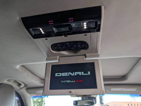 2017 GMC Yukon XL Denali