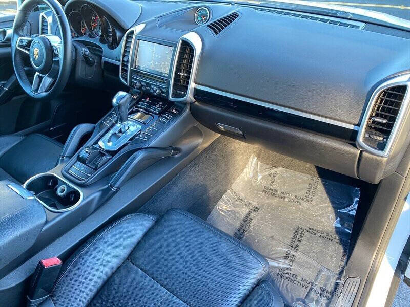 2016 Porsche Cayenne