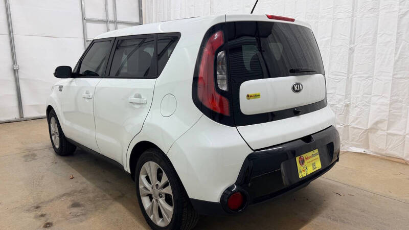 2016 Kia Soul +