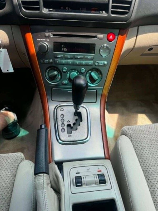 2005 Subaru Outback 2.5i