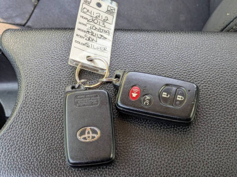 2013 Toyota Prius Plug-in Hybrid Advanced