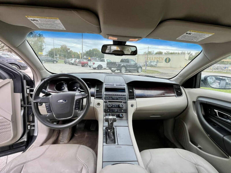 2012 Ford Taurus SEL