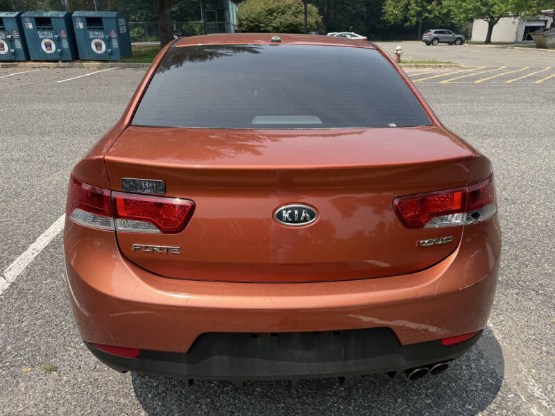 2010 Kia Forte Koup SX