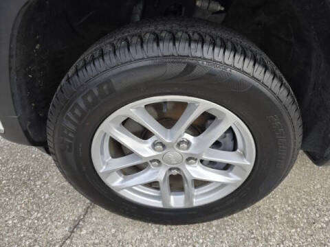 2023 Jeep Grand Cherokee L Laredo