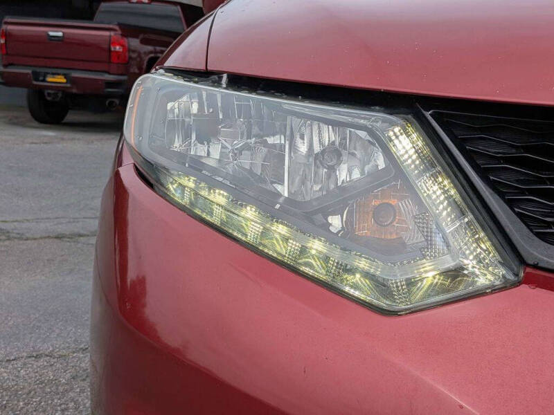 2015 Nissan Rogue SV