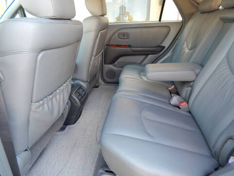 2000 Lexus RX 300