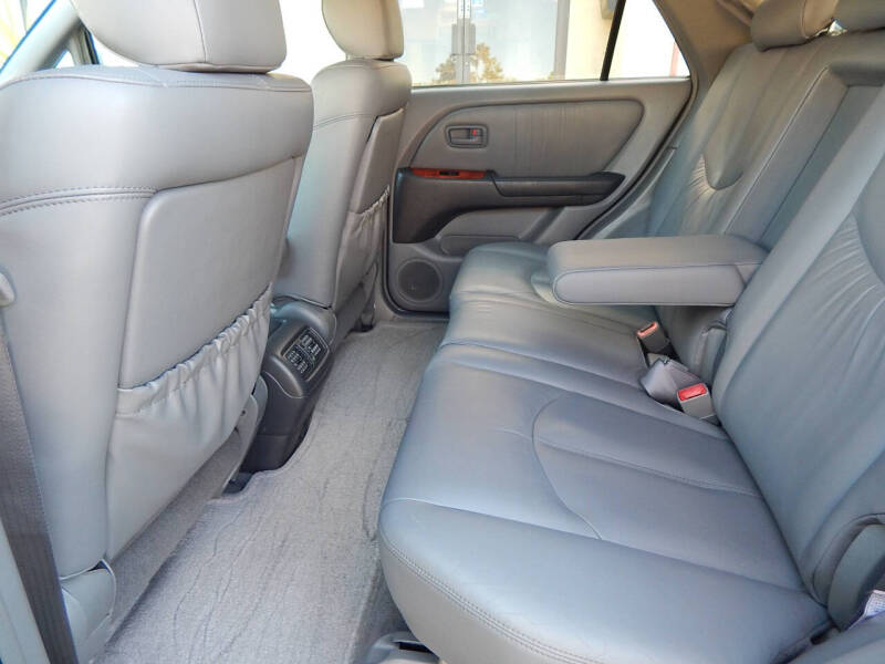 2000 Lexus RX 300