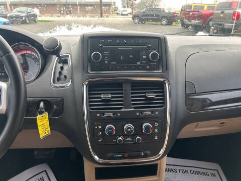 2016 Dodge Grand Caravan SE