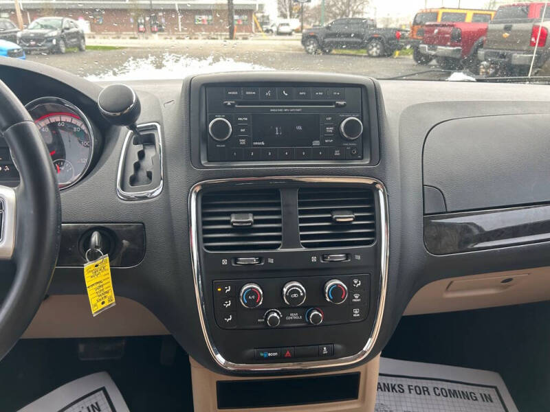 2016 Dodge Grand Caravan SE