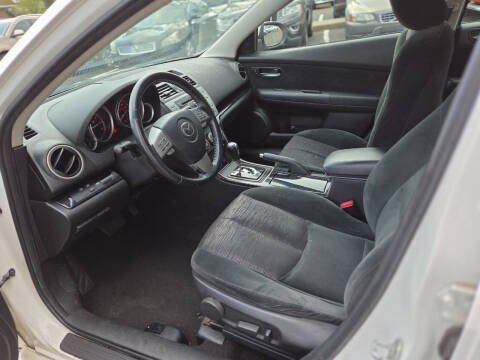 2010 Mazda MAZDA6 i Touring Plus