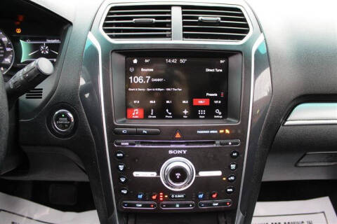 2017 Ford Explorer Sport