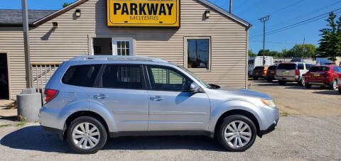 2012 Subaru Forester for sale at Parkway Motors in Springfield IL