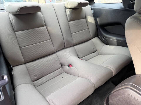 2013 Ford Mustang V6