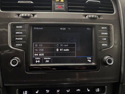 2016 Volkswagen e-Golf SE