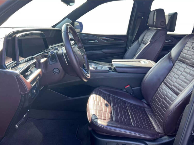 2023 Cadillac Escalade-V ESV