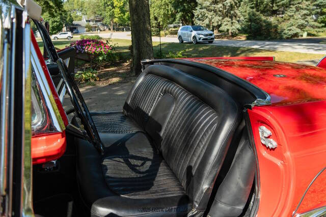 1956 Ford Thunderbird