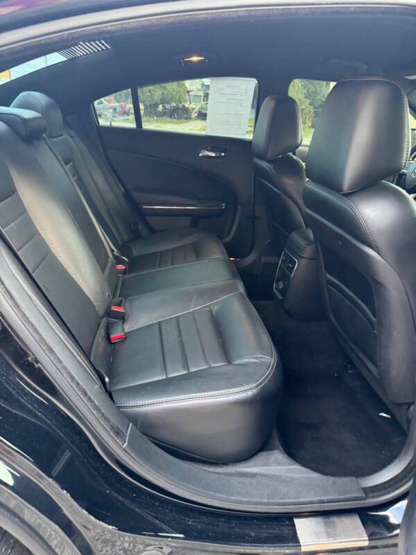 2013 Dodge Charger SXT