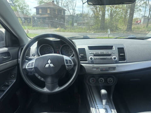 2013 Mitsubishi Lancer Sportback ES