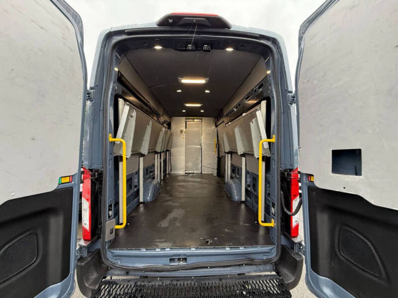 2020 Ford Transit 250