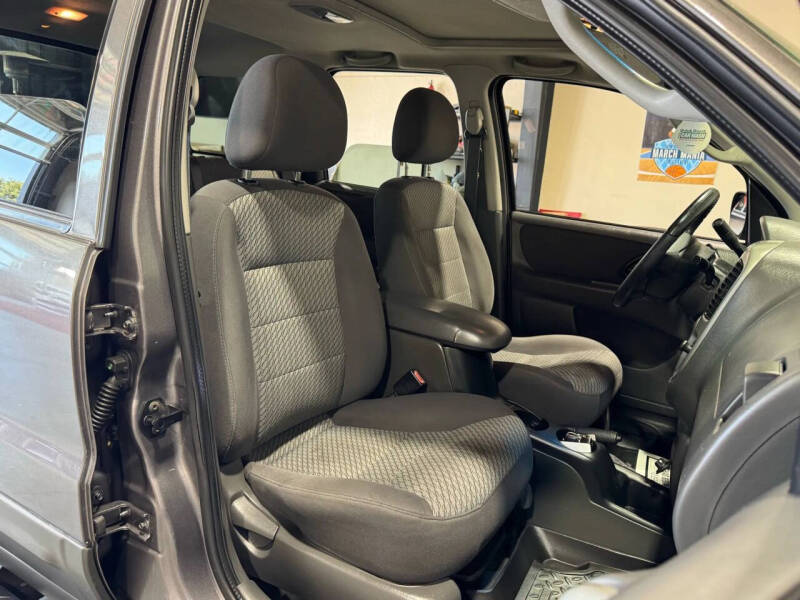 2003 Ford Escape XLT Popular 2